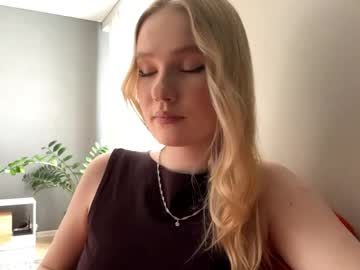 Clarisaprentice Chaturbate stream image from April 28, 2026