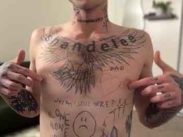 Prettyboyszn Chaturbate stream image from April 28, 2026