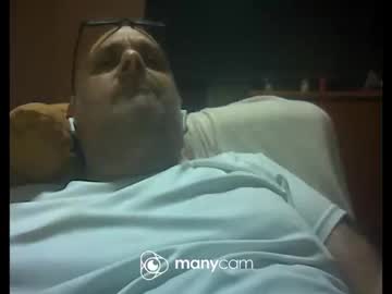 Zeusdioss Chaturbate stream image from April 28, 2026