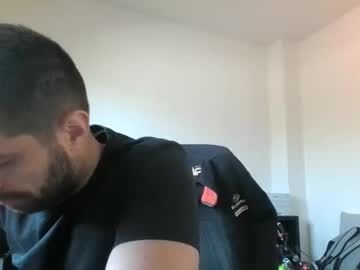 1kamilkamil11 Chaturbate stream image from April 28, 2026