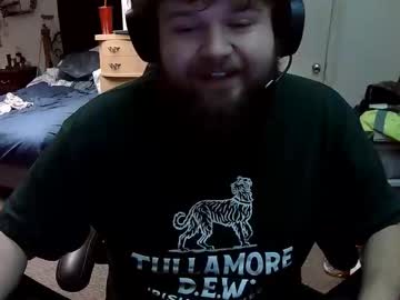 Munchie3w Chaturbate stream image from April 28, 2026