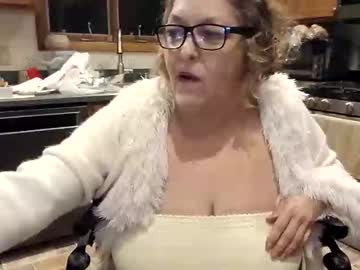 Hotboobs117 Chaturbate stream image from April 28, 2026
