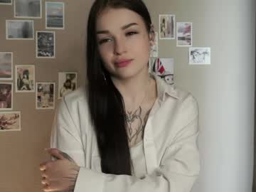 Angelikapacini Chaturbate stream image from April 28, 2026