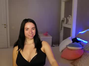Liliashyy Chaturbate stream image from April 28, 2026