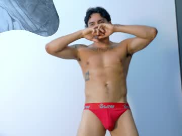 Andyhot__ Chaturbate stream image from April 28, 2026
