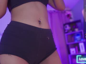 Nikerly_Hot Chaturbate stream image from April 28, 2026