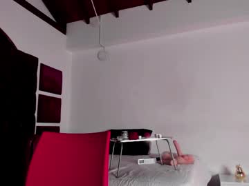 Rossmildrey Chaturbate stream image from April 28, 2026