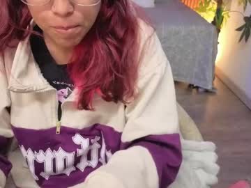 Saphiire_ Chaturbate stream image from April 28, 2026