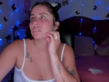 Dannajeins Chaturbate stream image from April 28, 2026