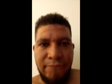 Monosqui13 Chaturbate stream image from April 28, 2026