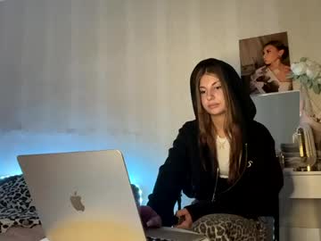 Elanepachelo Chaturbate stream image from April 28, 2026