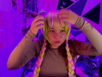 Little_Emma0 Chaturbate stream image from April 28, 2026