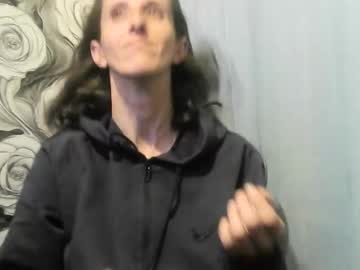 Wolfxsnow Chaturbate stream image from April 28, 2026