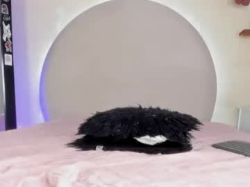 Evelyn__Ebony Chaturbate stream image from April 28, 2026