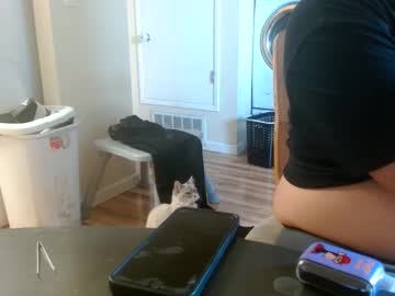 Hungjuanfosho Chaturbate stream image from April 28, 2026