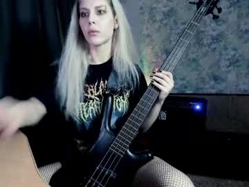 Exorty Chaturbate stream image from April 28, 2026
