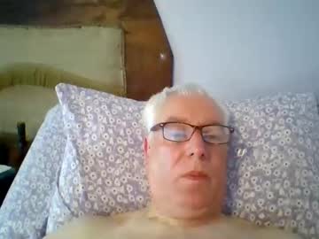 Rbloed Chaturbate stream image from April 28, 2026