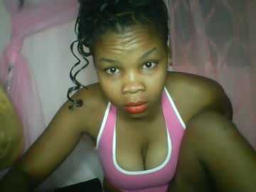Kiarah_69 Chaturbate stream image from April 28, 2026
