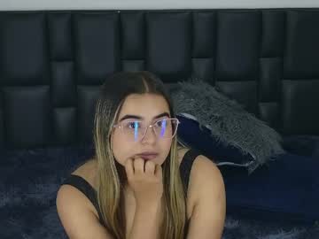 Melody_Fire11 Chaturbate stream image from April 28, 2026