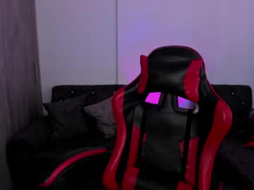 Zoee_Jackson Chaturbate stream image from April 28, 2026