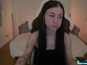 Fatalenellie Chaturbate stream image from April 28, 2026