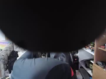 Lovesweetpuss Chaturbate stream image from April 28, 2026