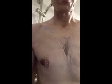 Mickavis1975 Chaturbate stream image from April 28, 2026