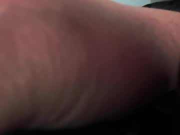 Bubbleg13 Chaturbate stream image from April 29, 2026