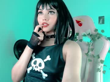Kittyleon Chaturbate stream image from April 29, 2026