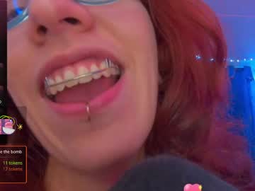 Thecherry_Paulette Chaturbate stream image from April 29, 2026
