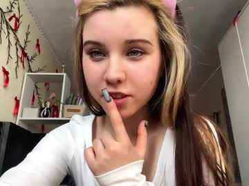 Alejandrapiersiak Chaturbate stream image from April 29, 2026