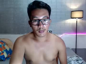 Hunkylloyd Chaturbate stream image from April 29, 2026