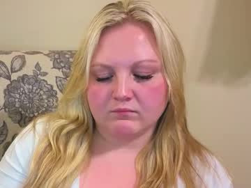 Phatassblond Chaturbate stream image from April 29, 2026
