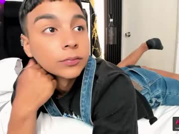 Seductivo_Jr Chaturbate stream image from April 29, 2026