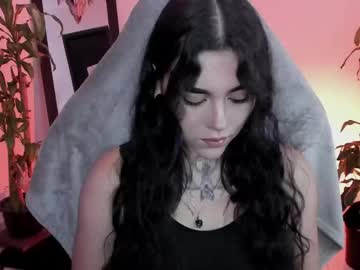 Misscharlottte_18 Chaturbate stream image from April 29, 2026