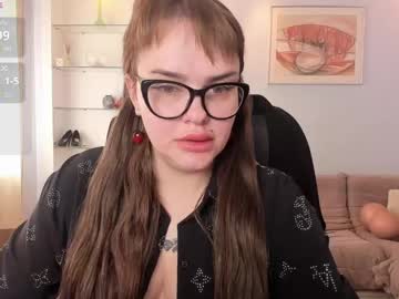 Kamilagame Chaturbate stream image from April 29, 2026