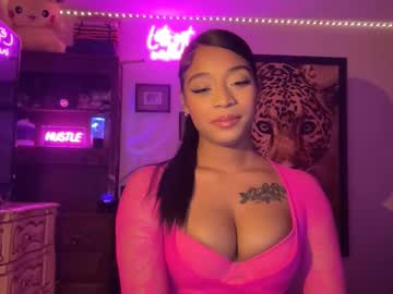 Lunaa_11 Chaturbate stream image from April 29, 2026