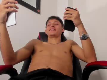 Ryanlatiin Chaturbate stream image from April 29, 2026
