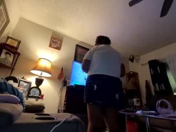 Lushiemia Chaturbate stream image from April 29, 2026