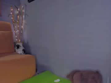 Peachanderson Chaturbate stream image from April 29, 2026