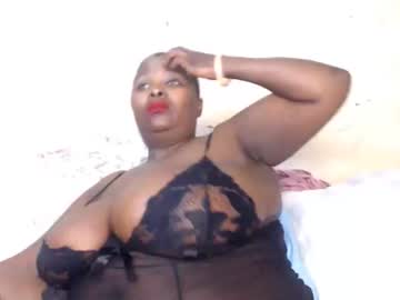 Blackladyqx82 Chaturbate stream image from April 29, 2026