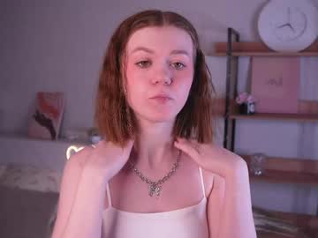 Gwendatortoriello Chaturbate stream image from April 29, 2026