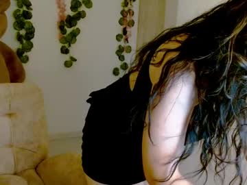 Dakelyne142561 Chaturbate stream image from April 29, 2026
