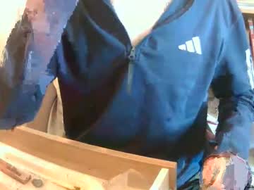 Geon2xx Chaturbate stream image from April 29, 2026
