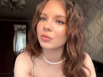 Delenauniacke Chaturbate stream image from April 29, 2026