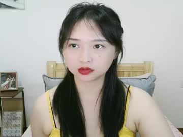 Kimberlygarrison Chaturbate stream image from April 29, 2026