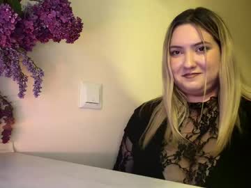 Latonyawanczyk Chaturbate stream image from April 29, 2026