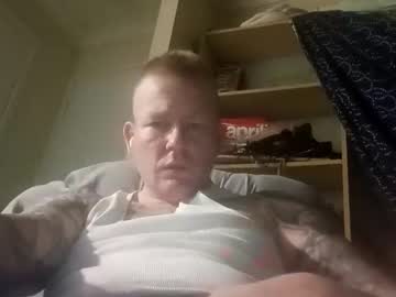 Bennyinbrissy Chaturbate stream image from April 29, 2026