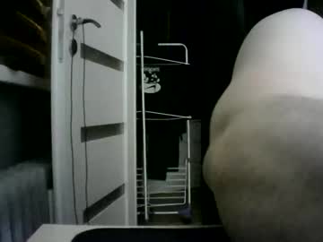 Niewidoczny26 Chaturbate stream image from April 29, 2026