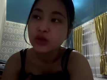 Santinamilite Chaturbate stream image from April 29, 2026